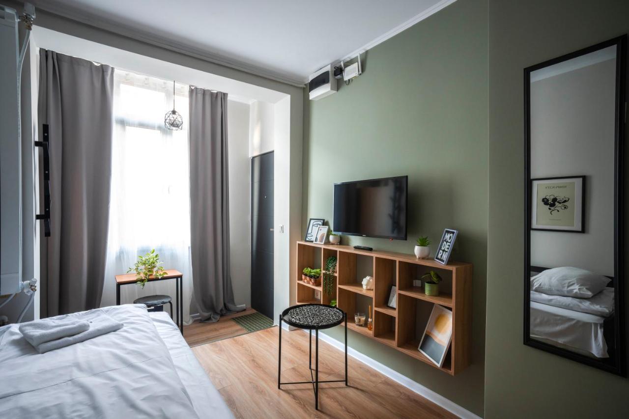 Tom Thumb & Thumbelina ~ 2 Private Rooms In Sofia Center Εξωτερικό φωτογραφία